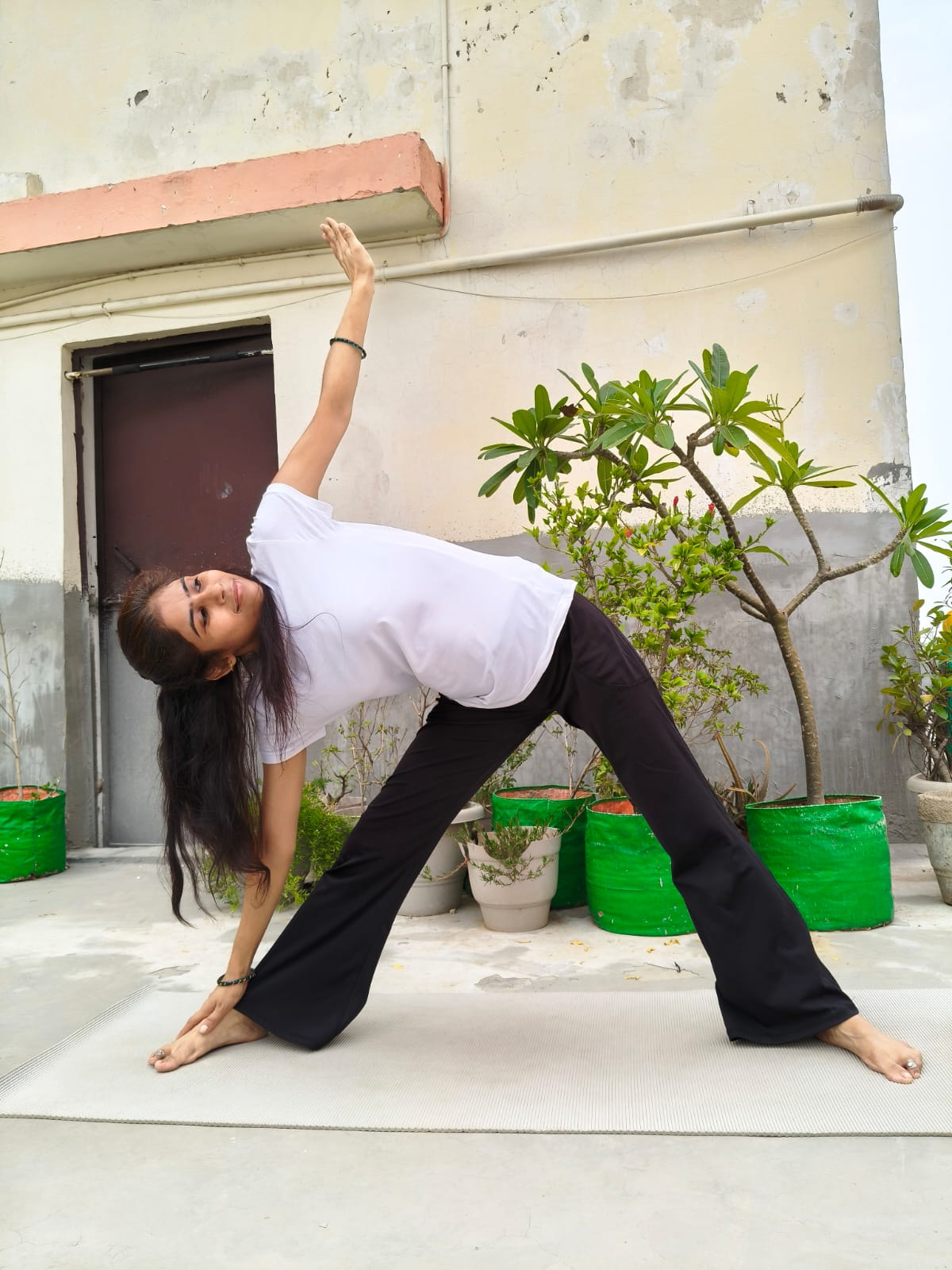 NIRVANA YOGA CLAASES